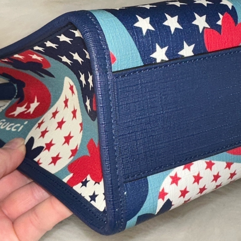 GUCCI Kids Strawberry & Stars Canvas Tote Bag Blue Italy 605614 Shoulder Strap - Picture 9 of 16